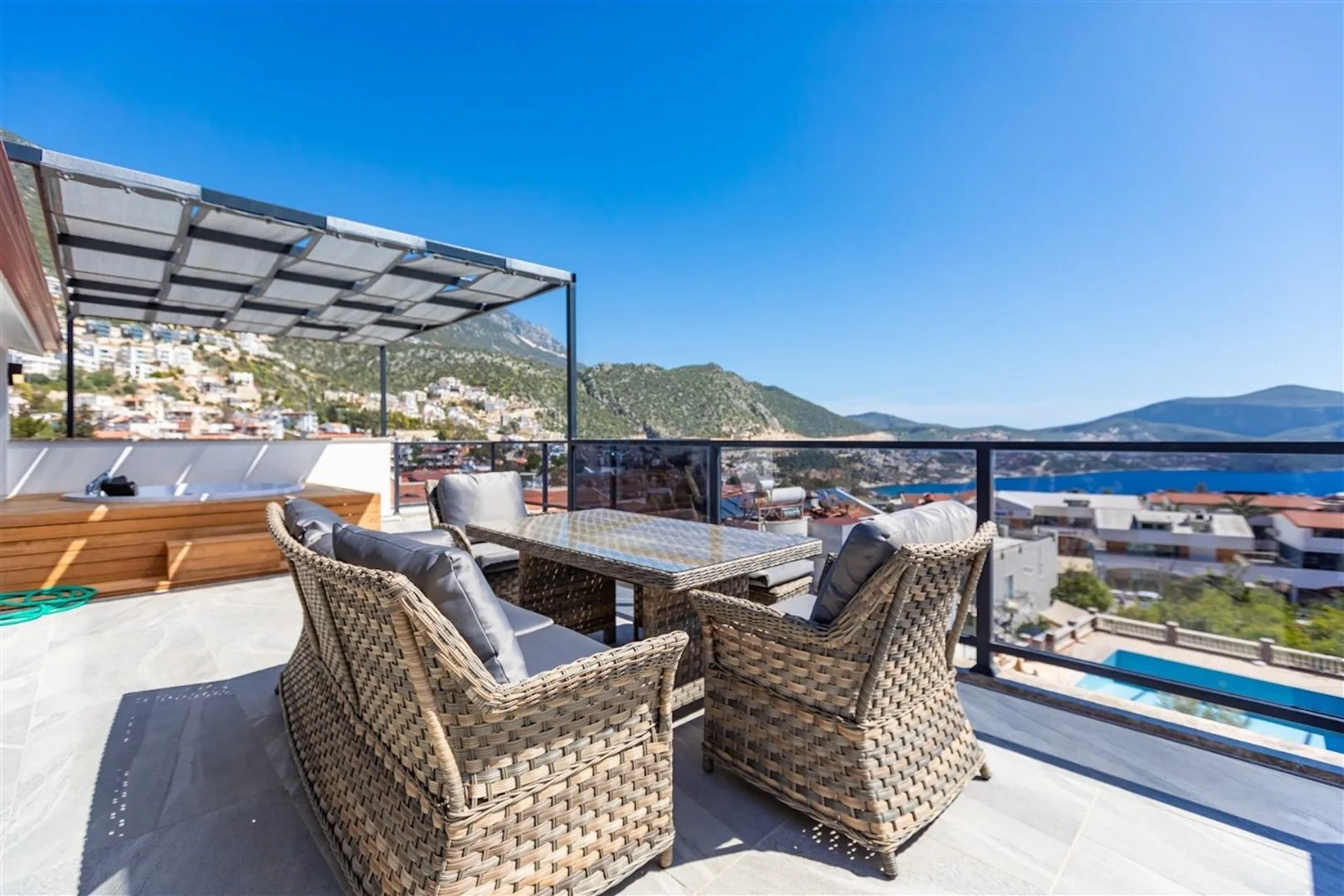 Villa Roa Hills 1