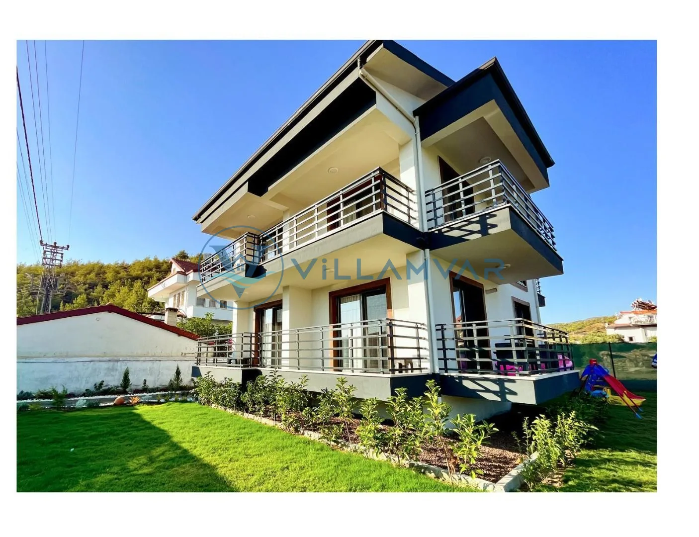 Villa 121
