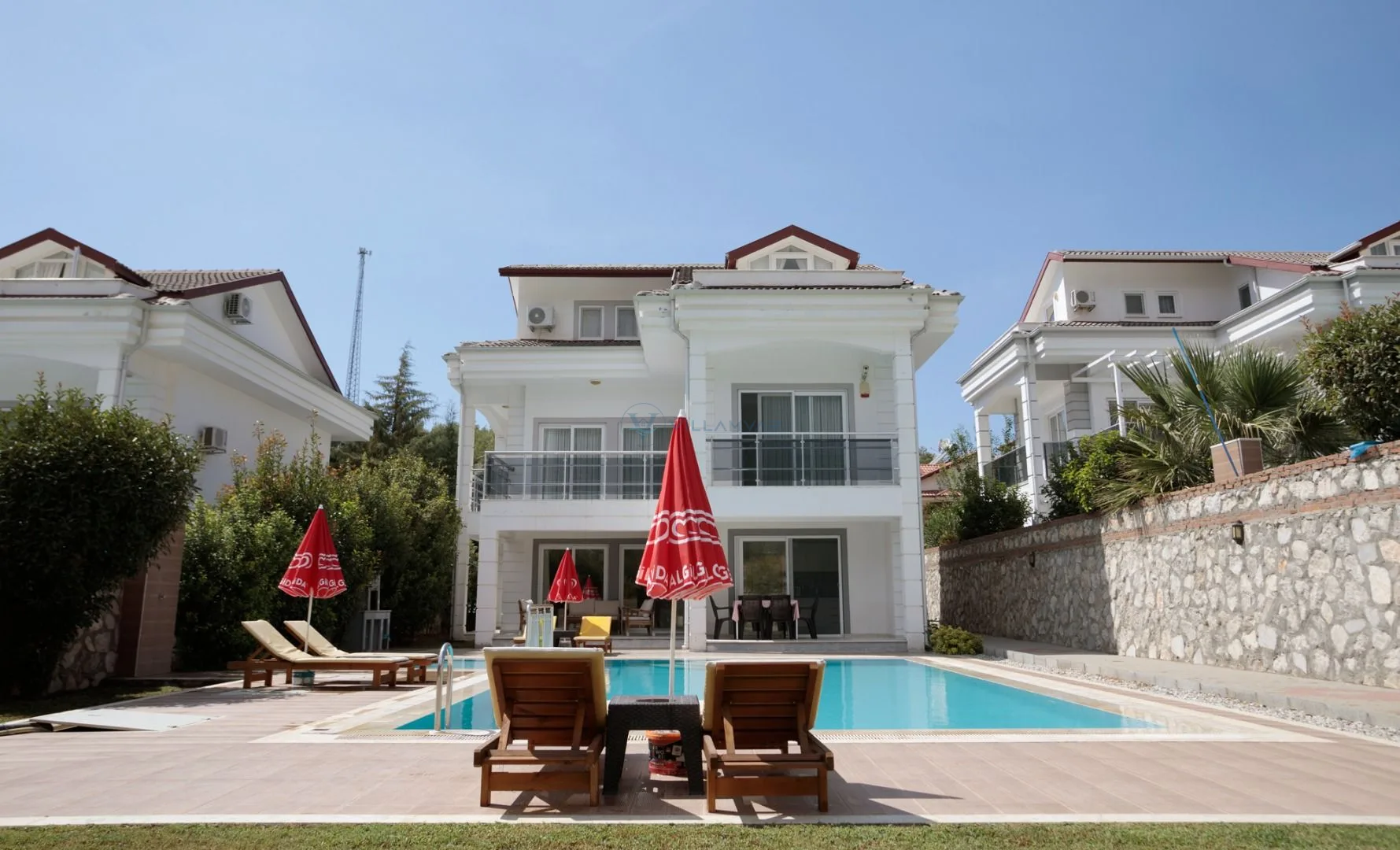 Villa Dera 2