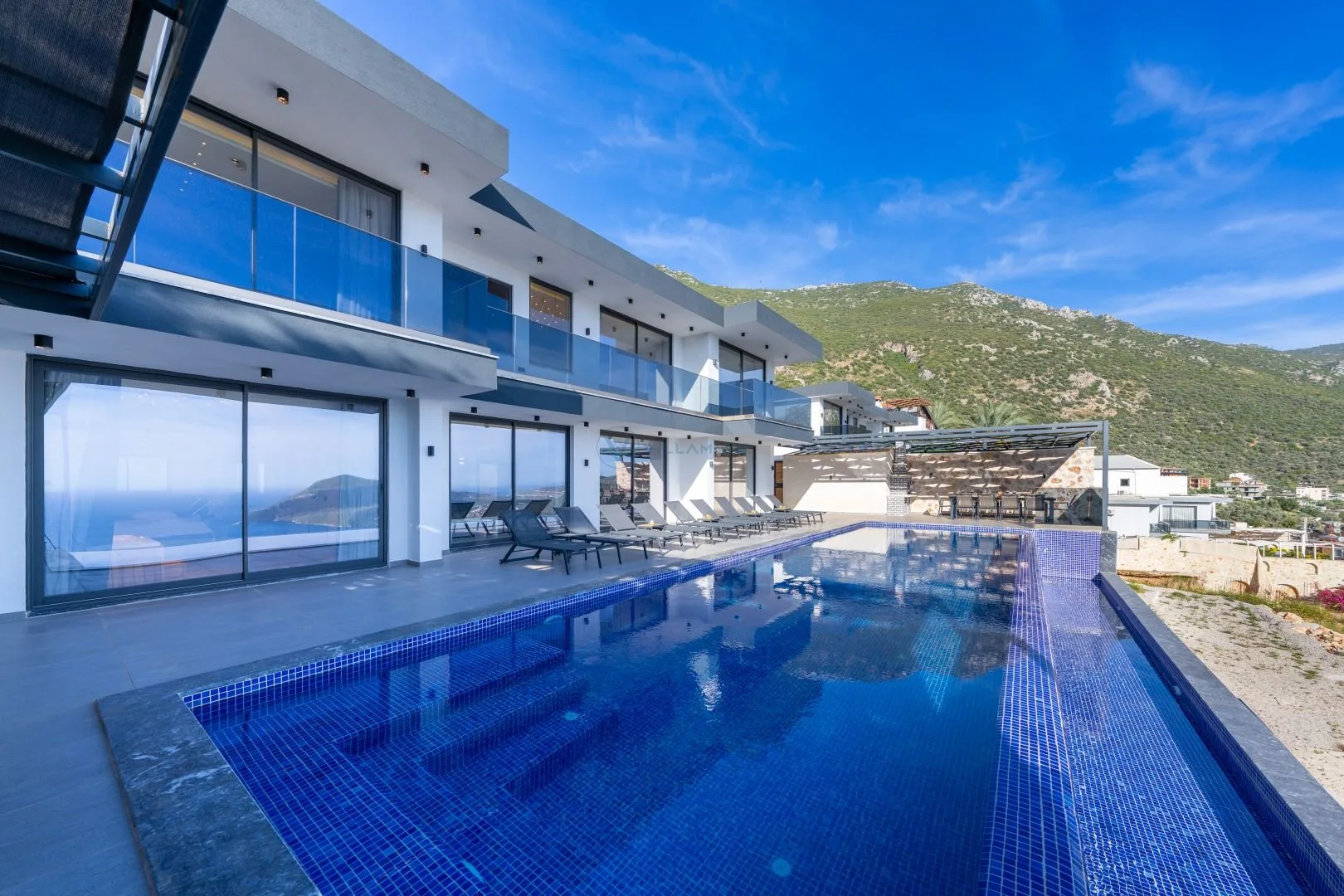 Villa Elit 2 Sağdaki