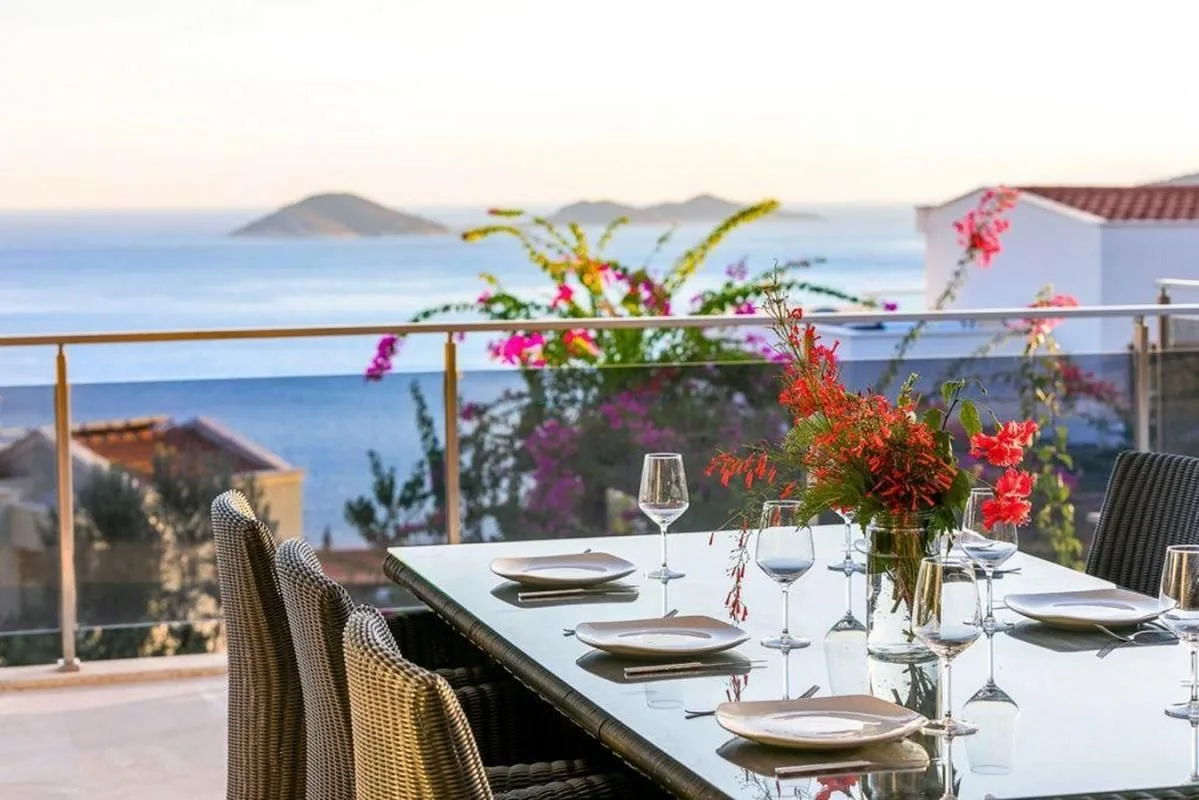 Azure Luxury Villas