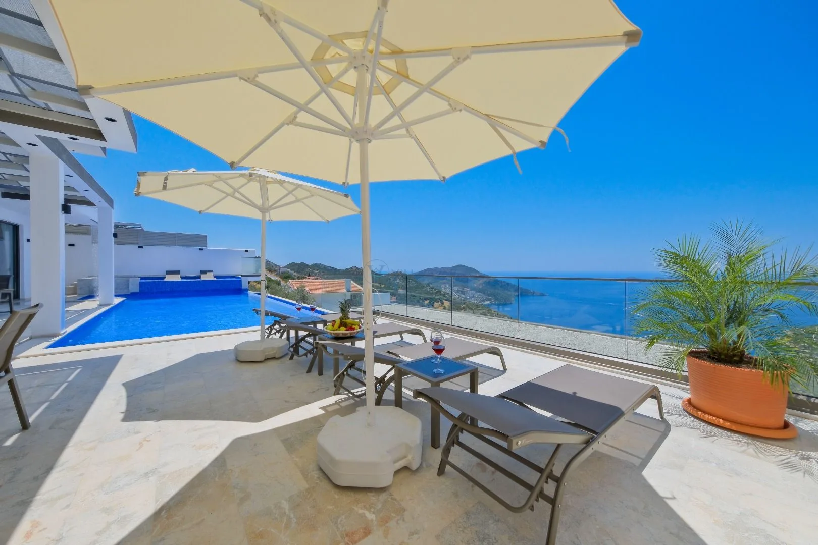 Villa Magic Life