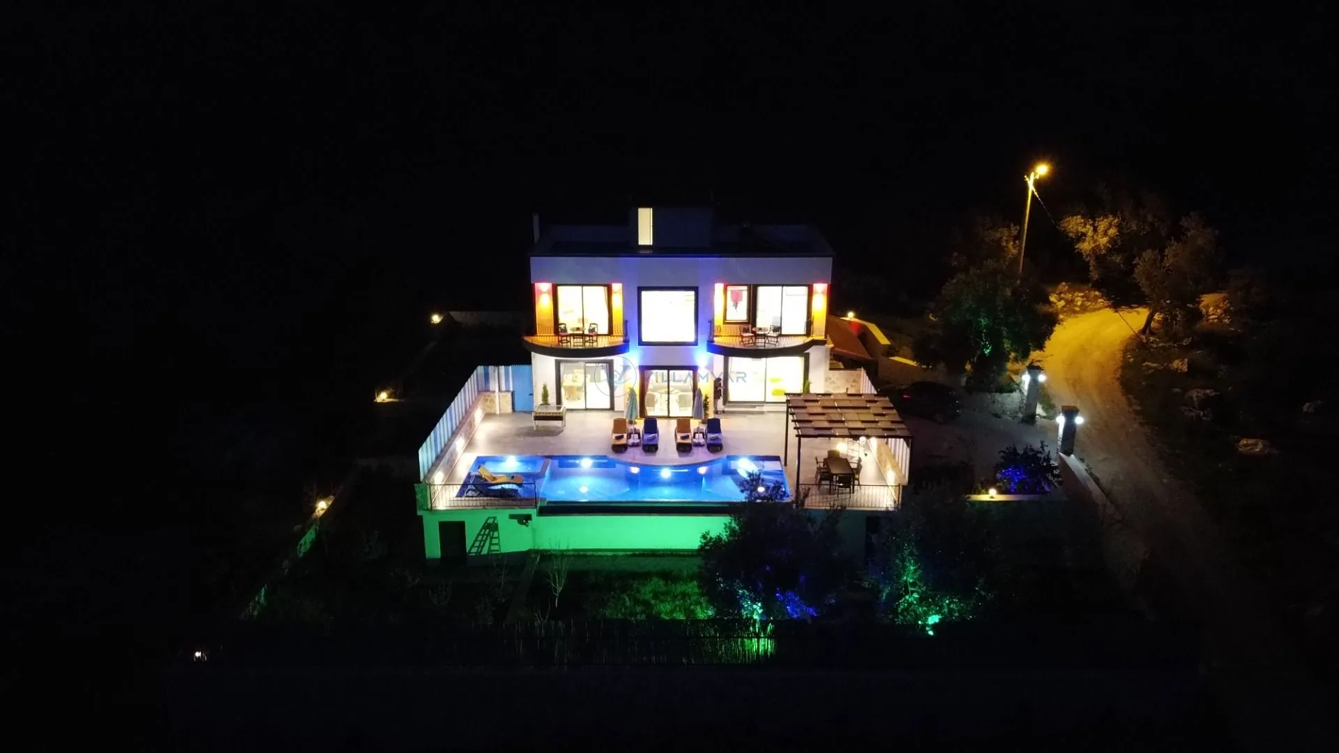 Villa Mert Akbel