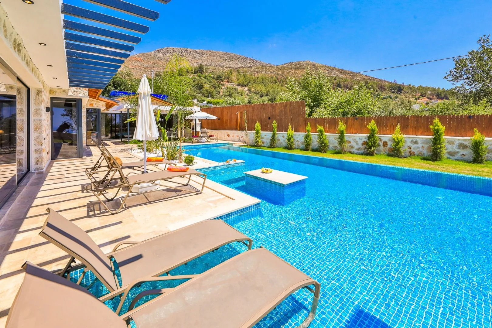 Villa Tan