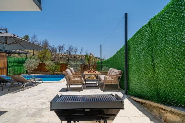 Villa Sarnis