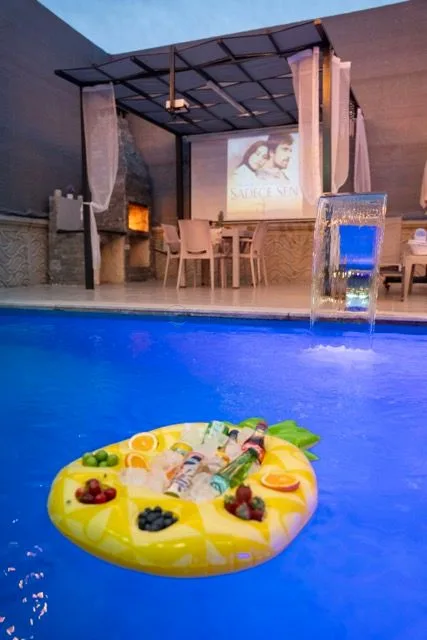 Crystal De-Luxe Villa
