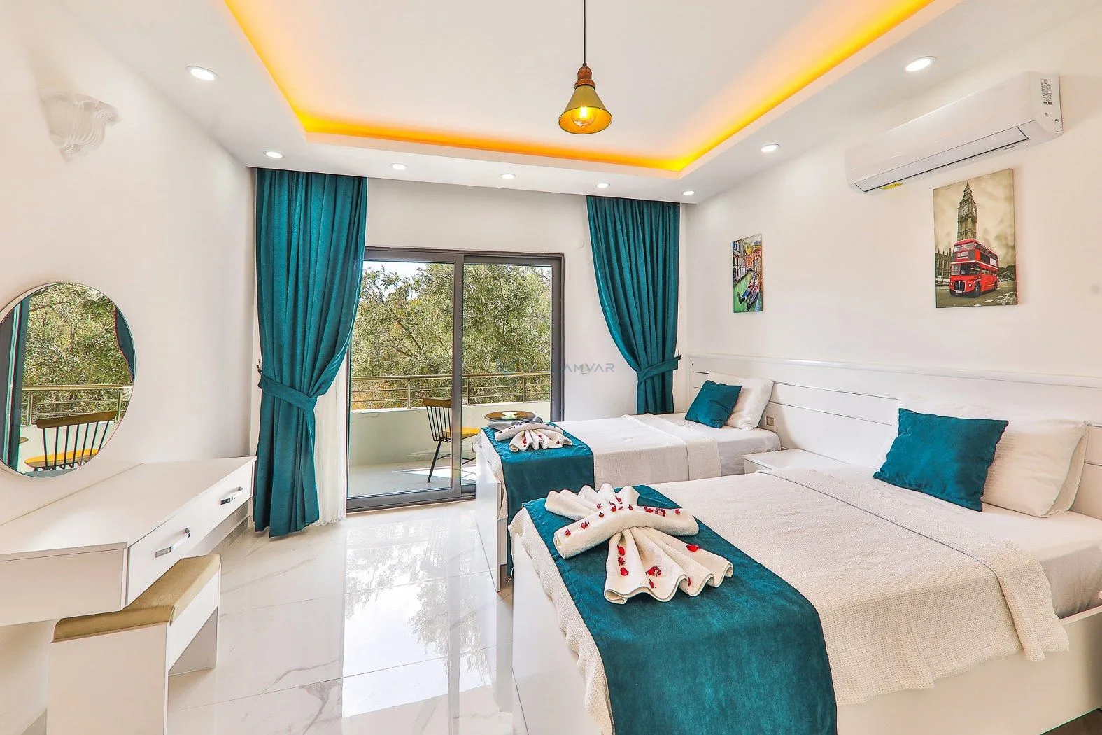 Villa Lotus