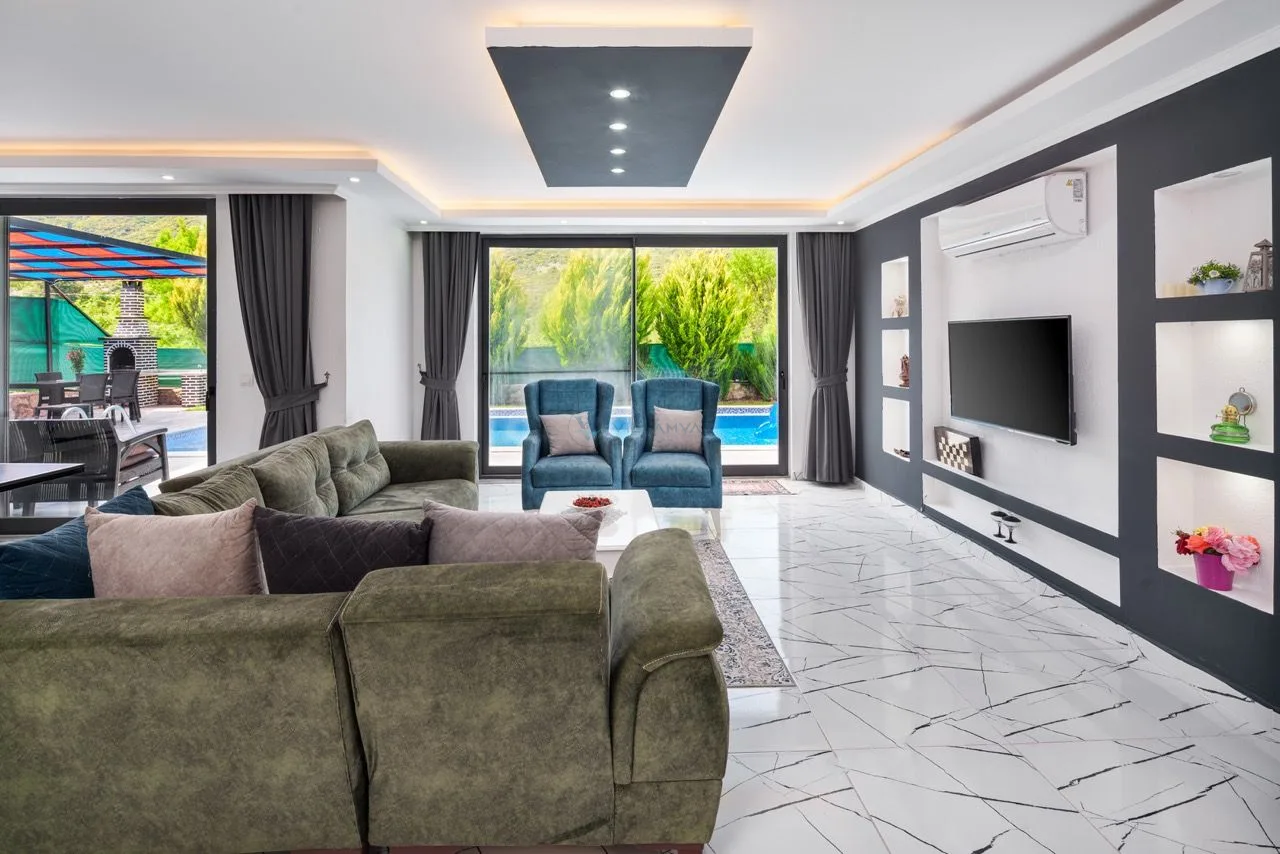 Villa Gold