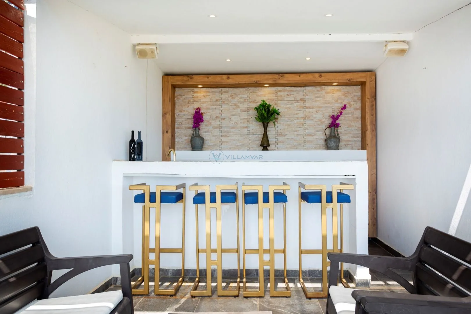 Villa Gold Moon