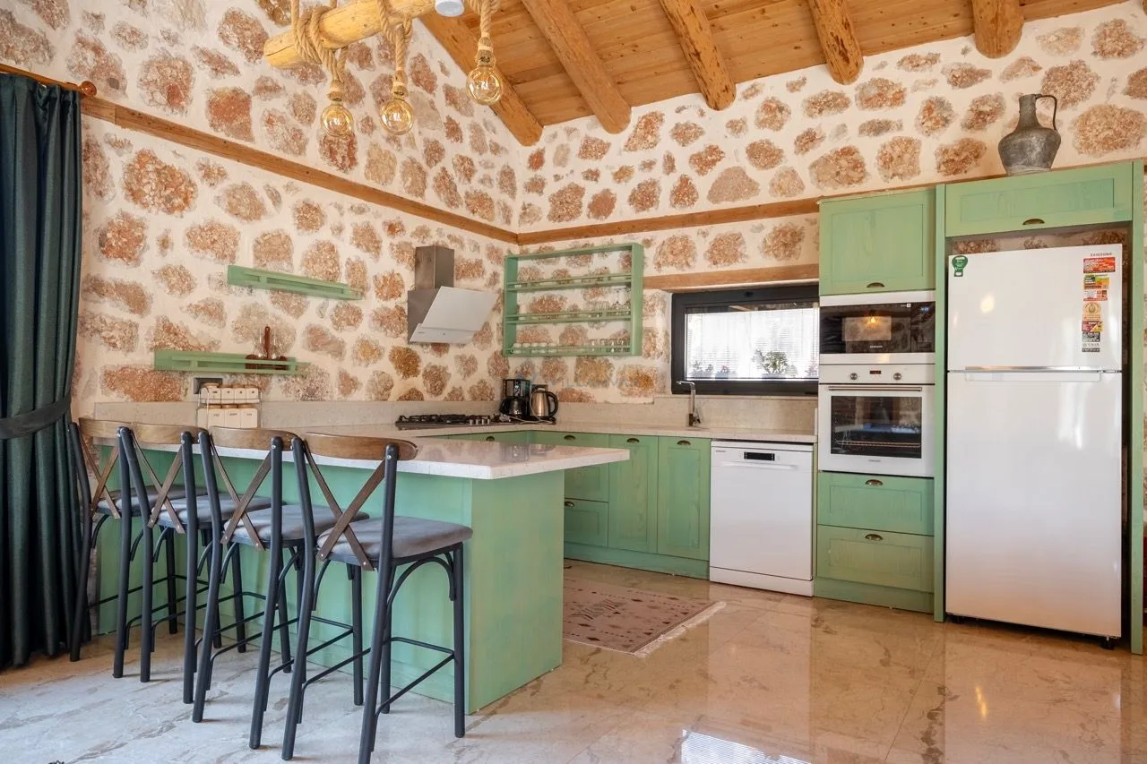 Villa Topçu Stone