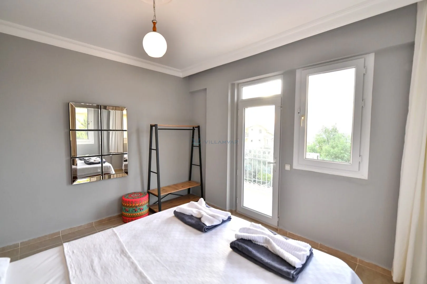 Villa Almond Duo