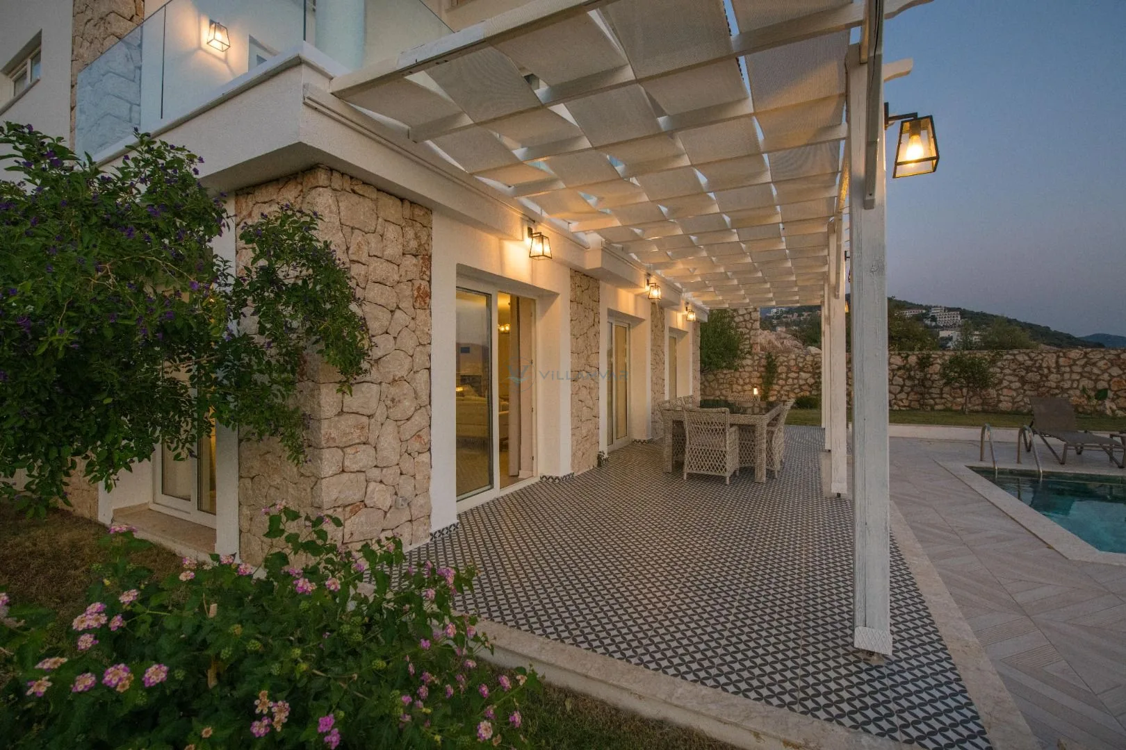 Villa Elena 2