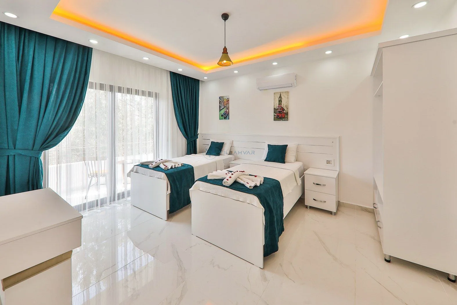 Villa Lotus