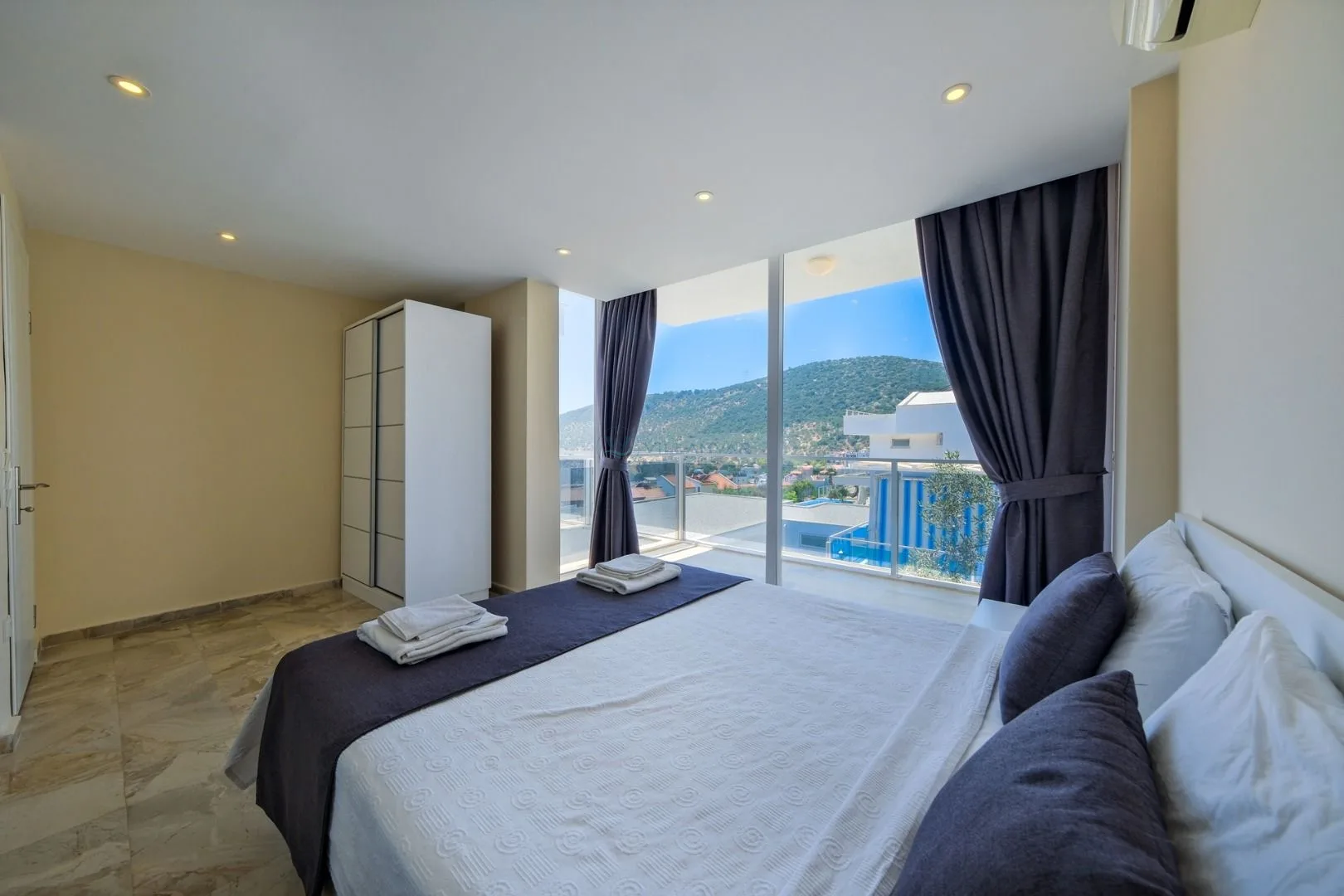 Villa Lumi 1
