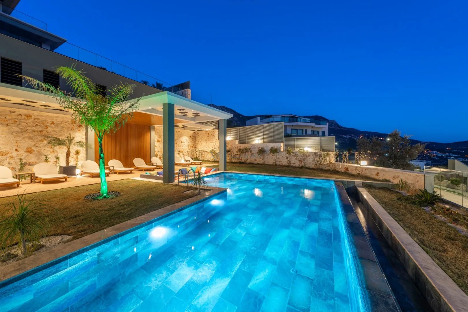 Safran Rental Kalamar