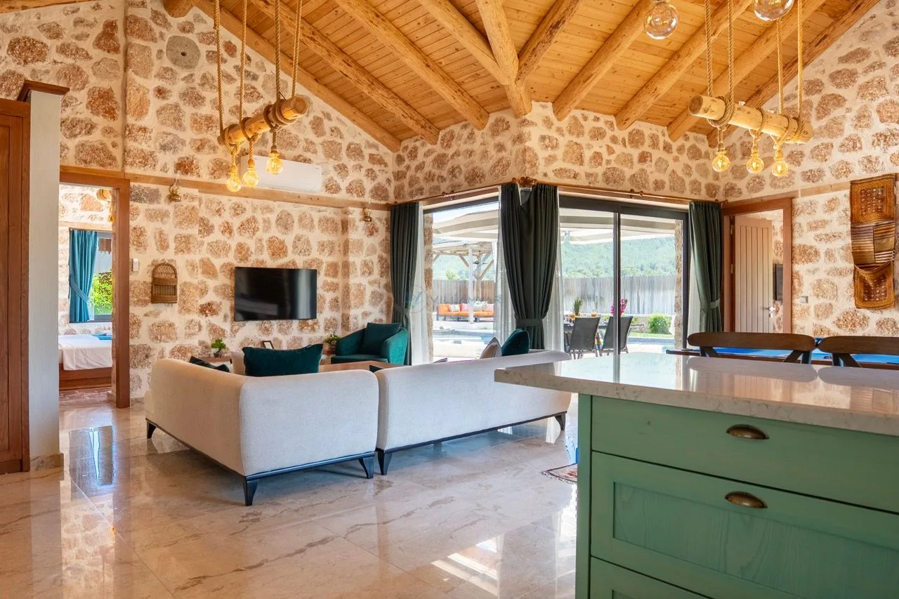 Villa Topçu Stone