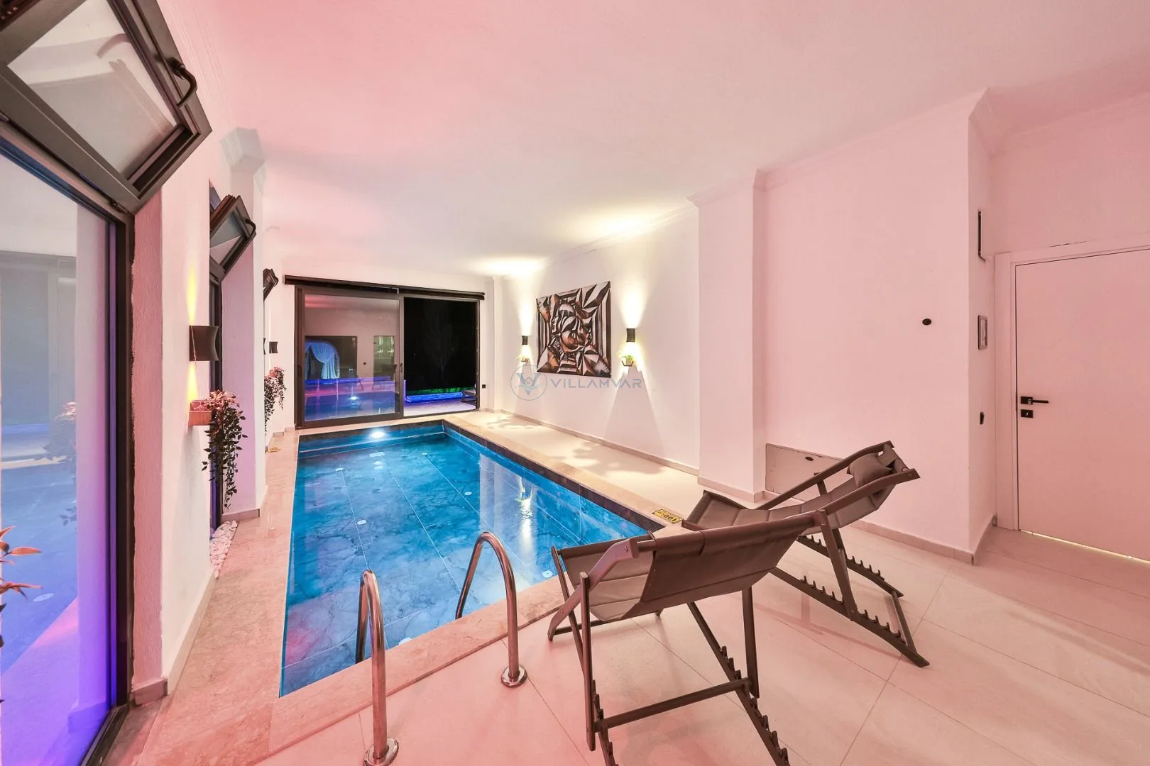 Villa Free
