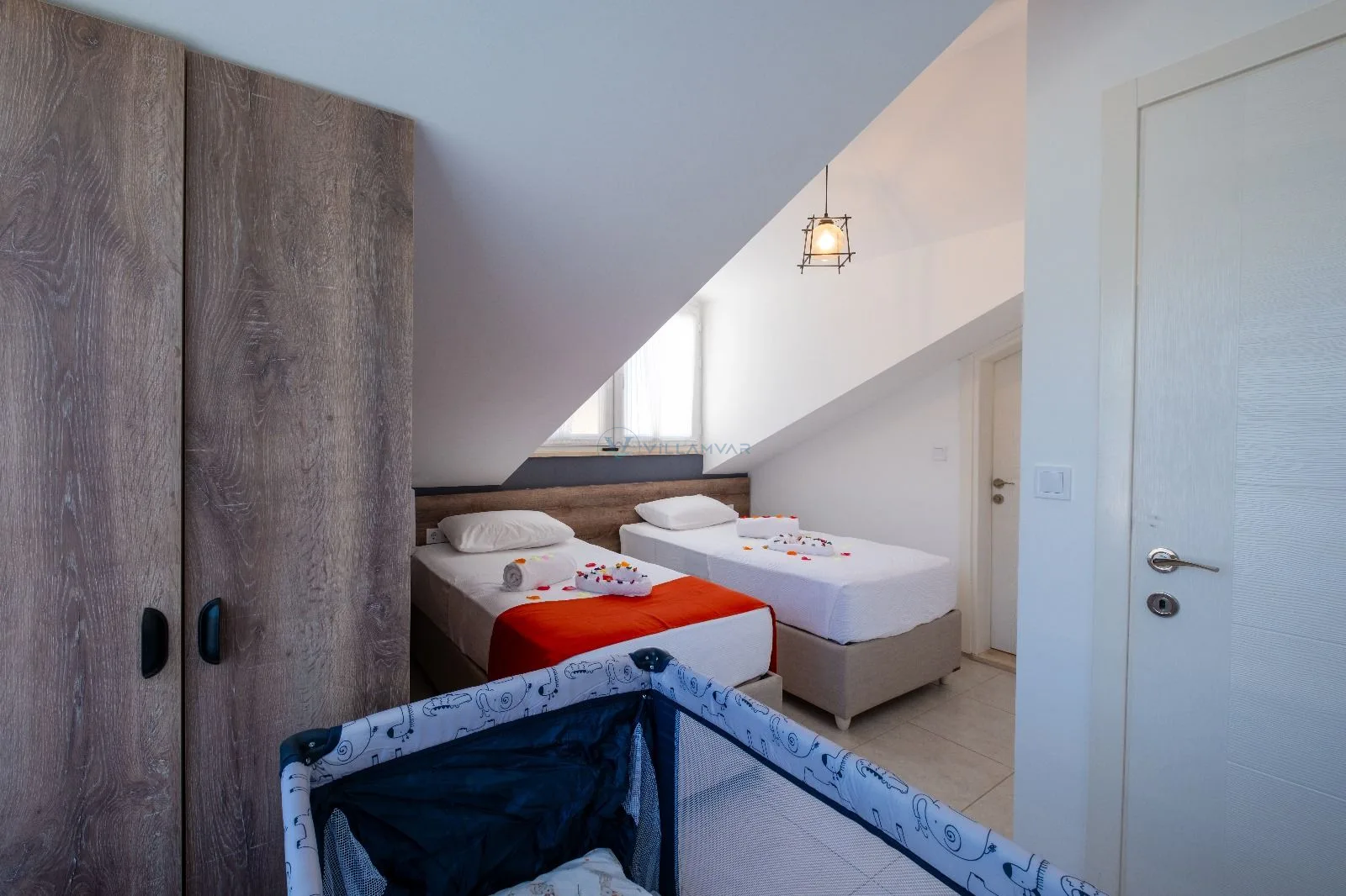 Villa Silver Orkide