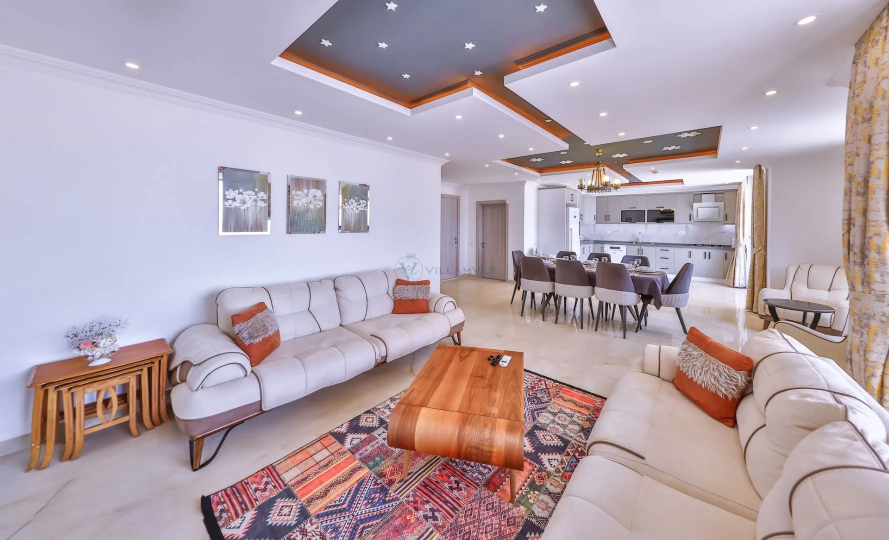 Villa Lalezar