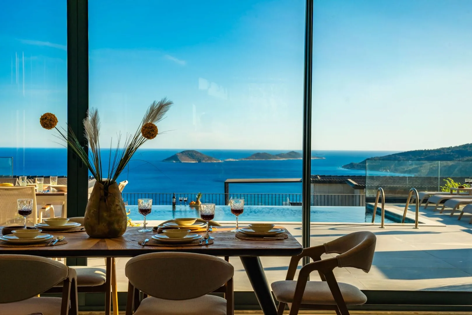 Villa Aura F