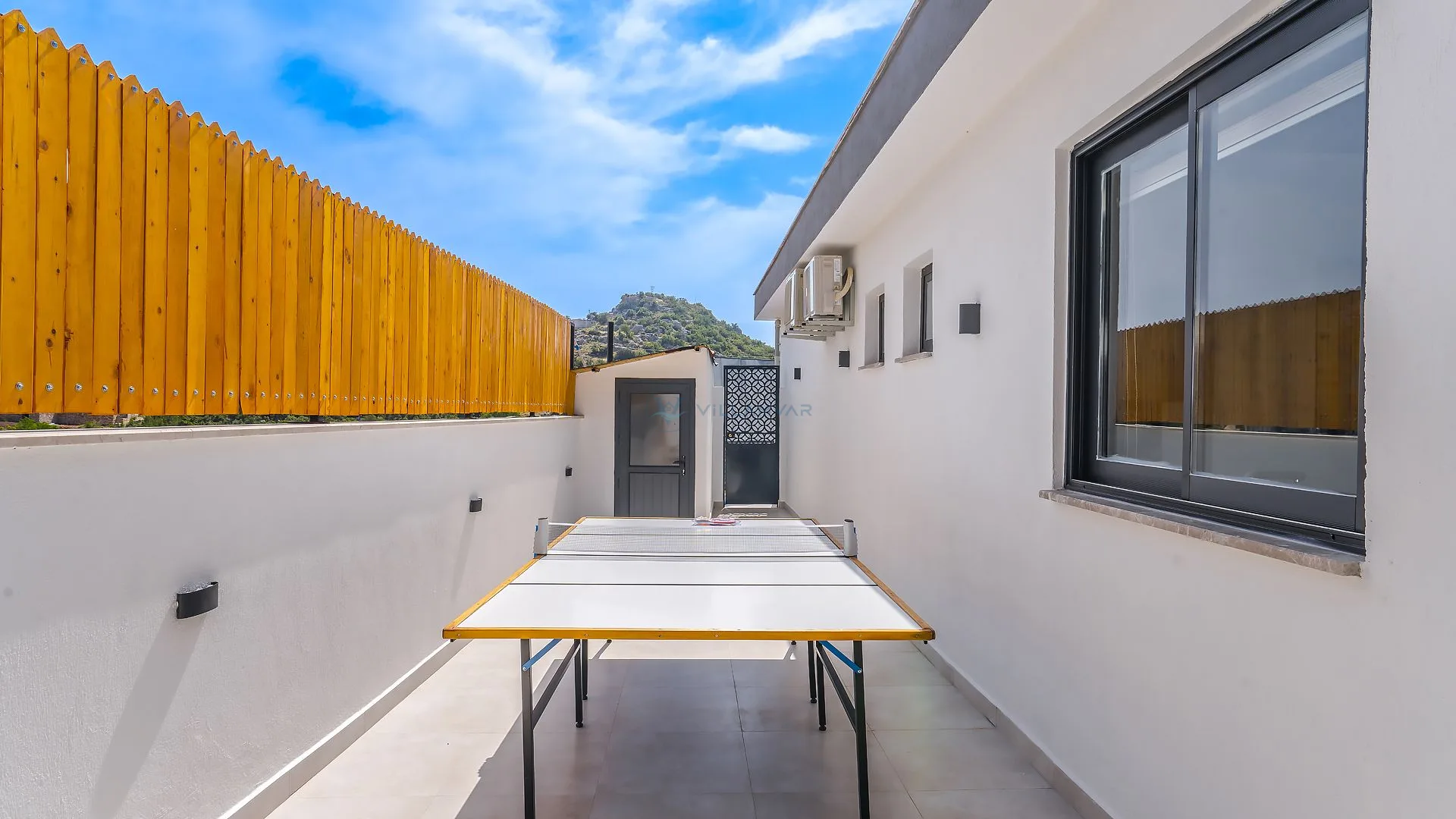 Villa Nehir