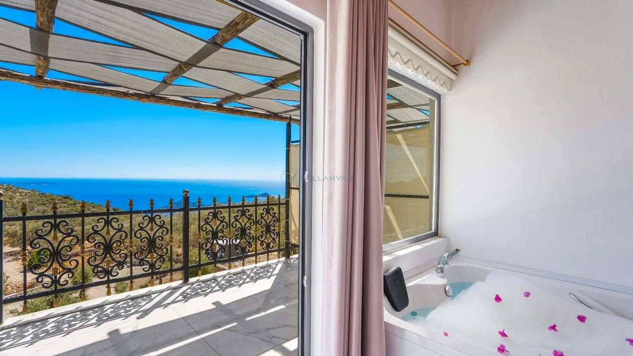 Villa Golden Bay