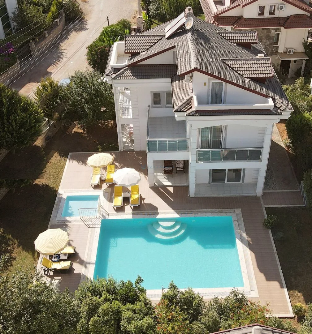 Villa Dera 3