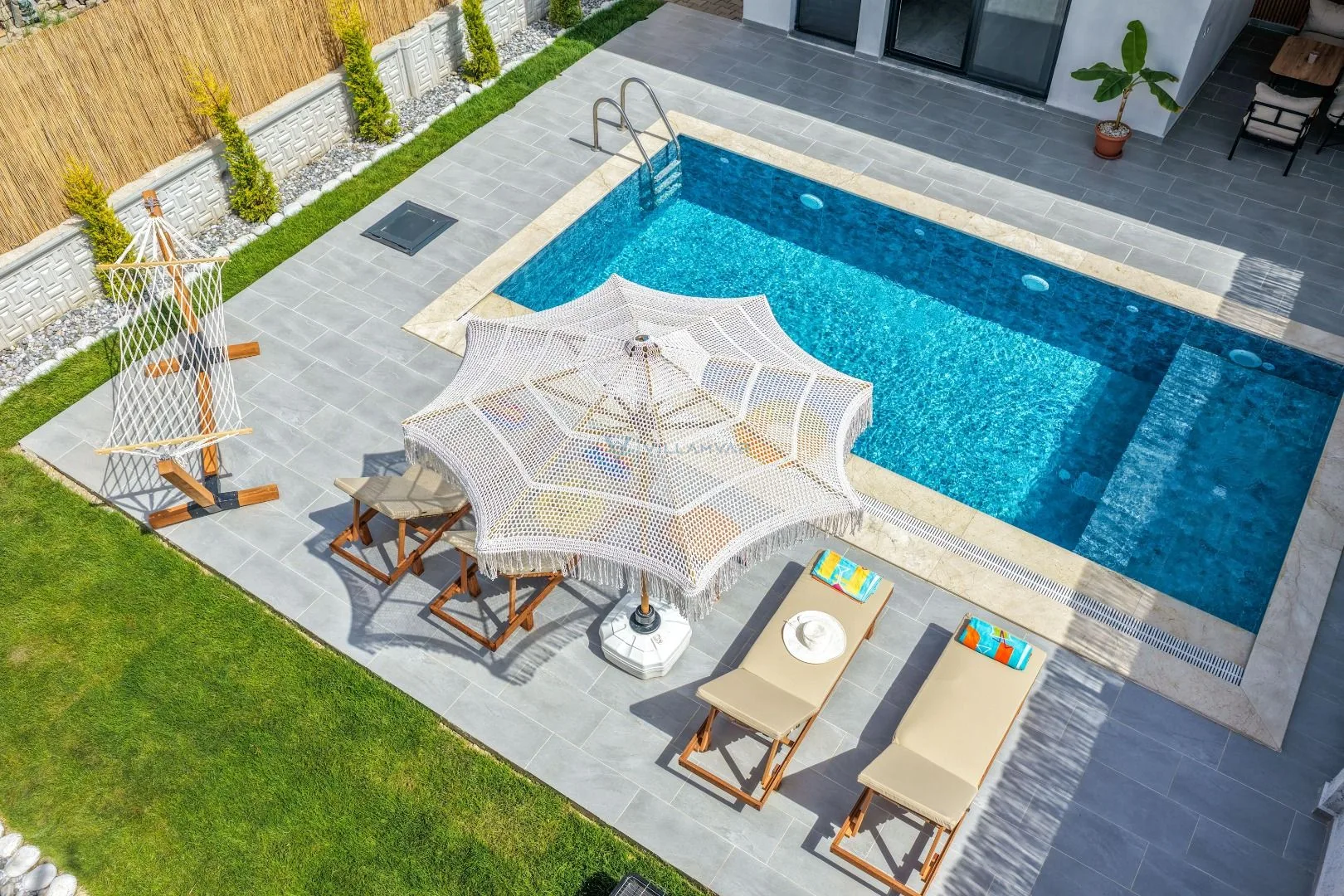 Villa limonia