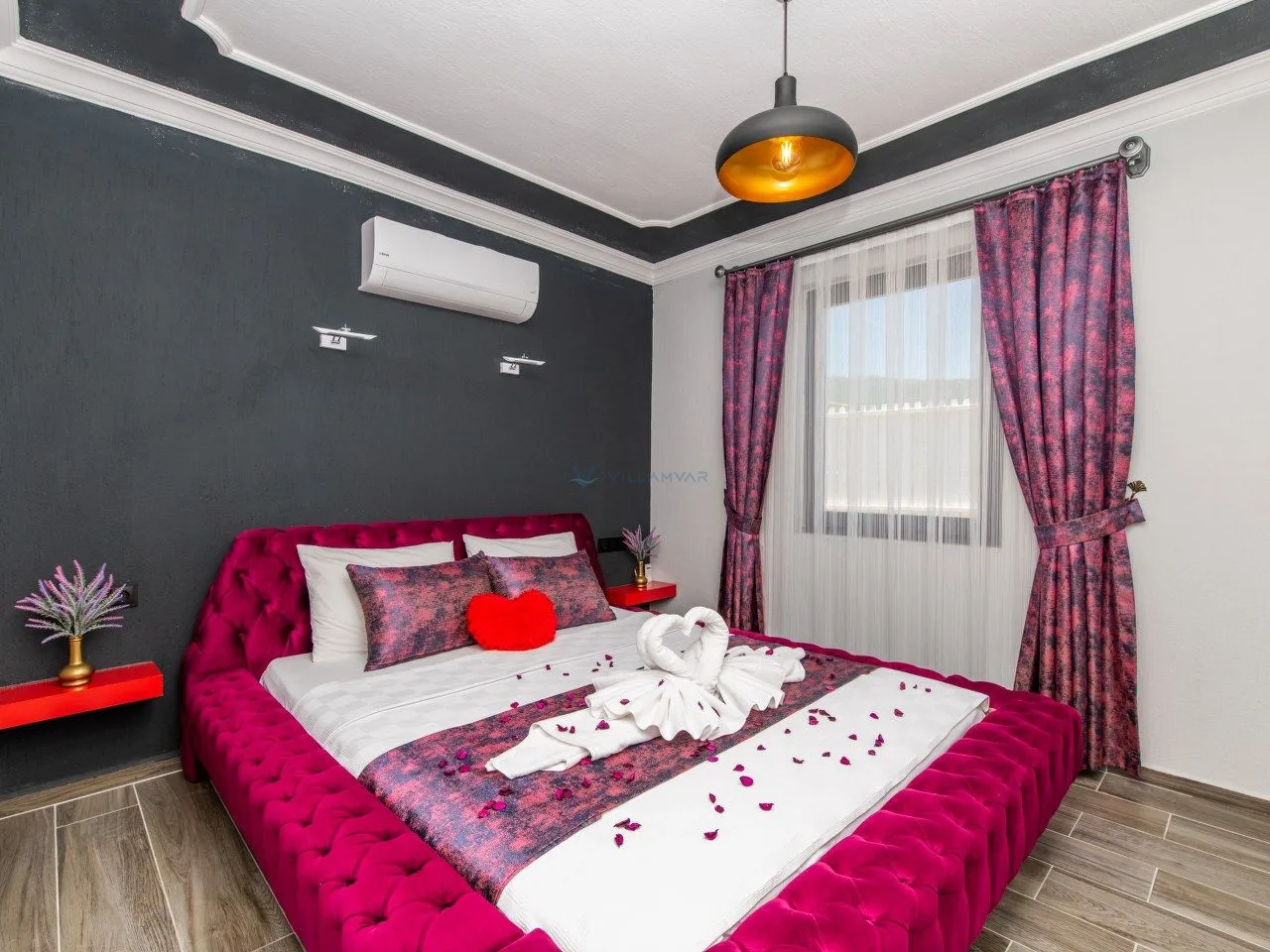 Villa Gece Üzümlü