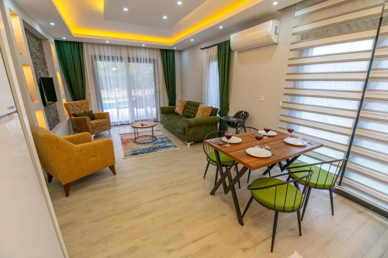Villa Eliz İnlice