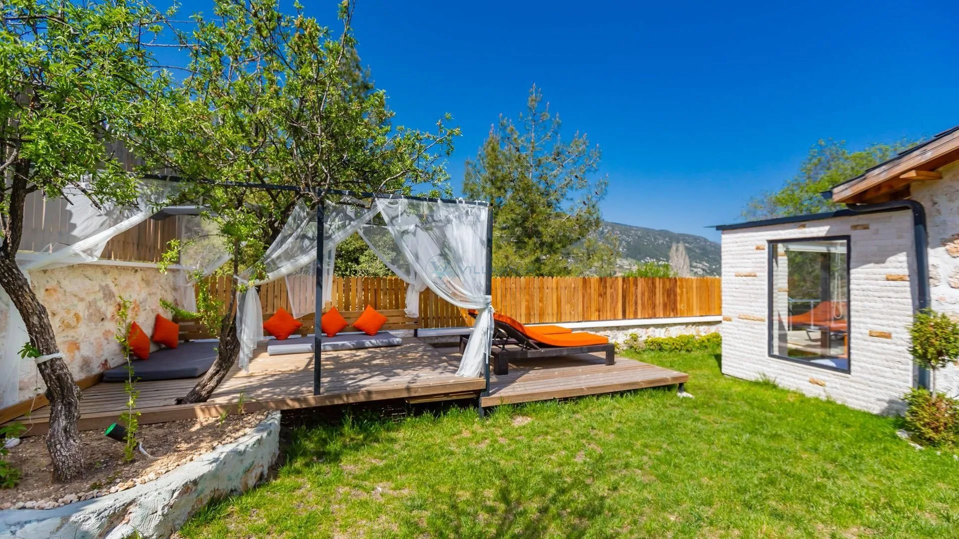 Villa Moonhouse