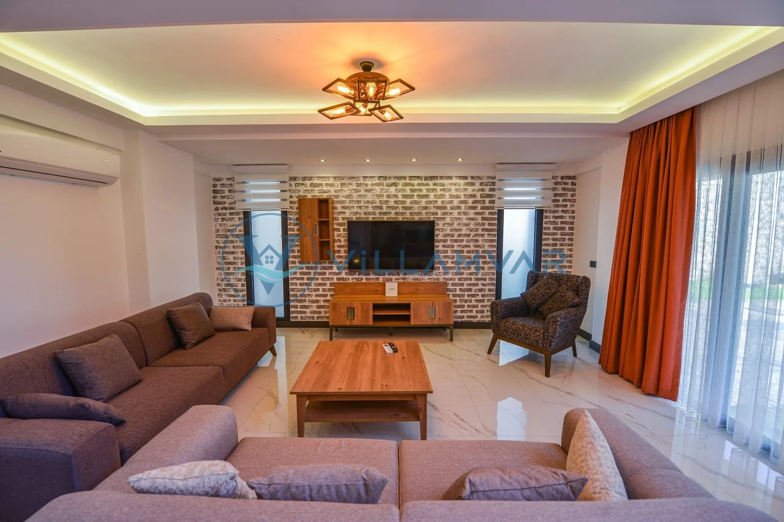 Villa Mayra