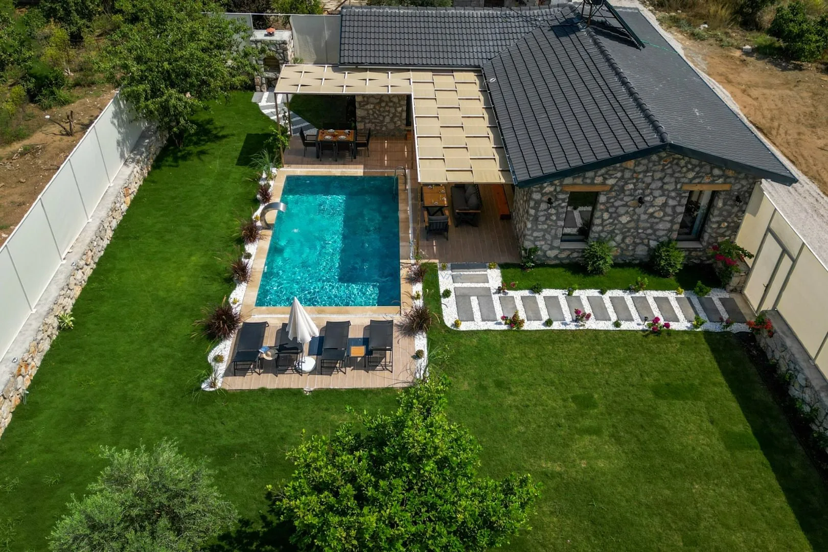 Villa İris