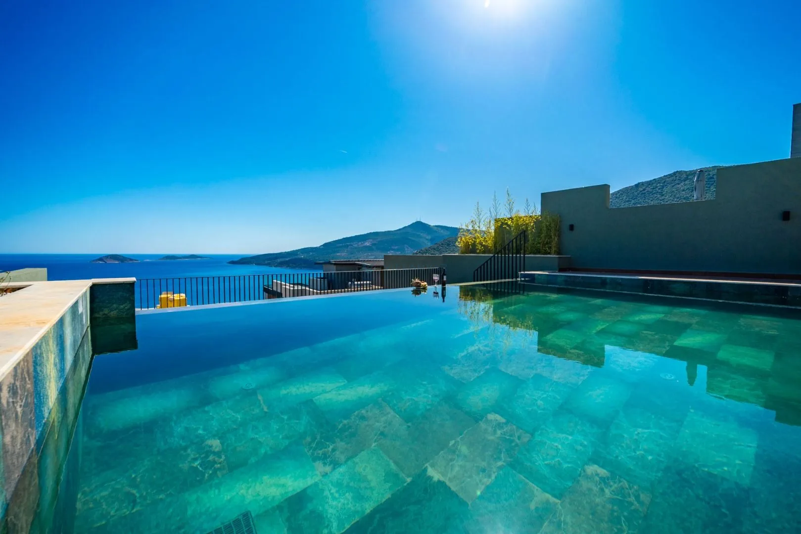 Villa Aura D