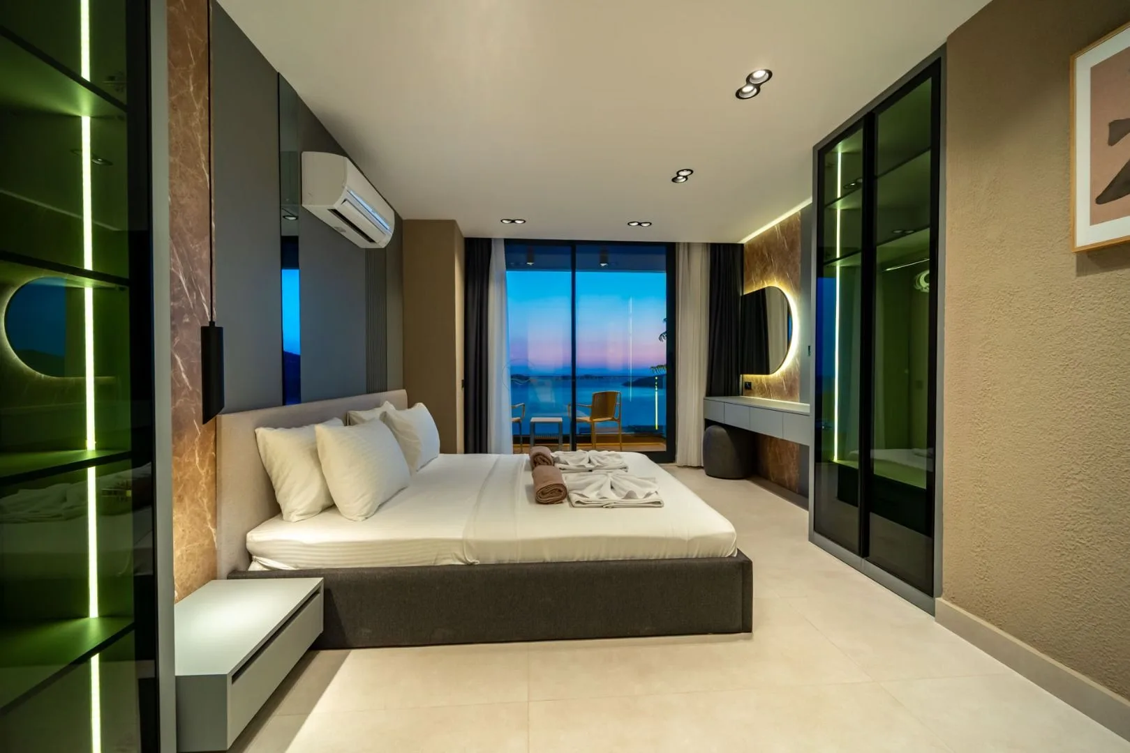 Villa Aura F