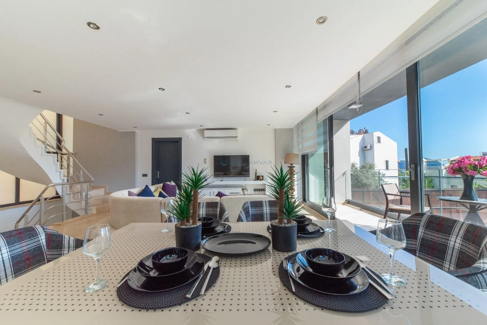 Villa City