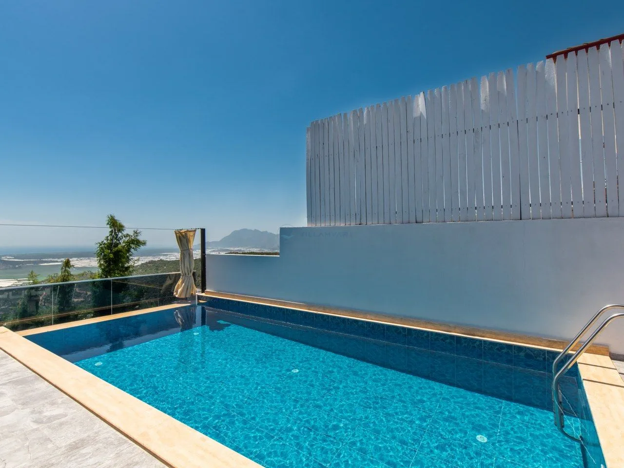 Villa Gece Üzümlü