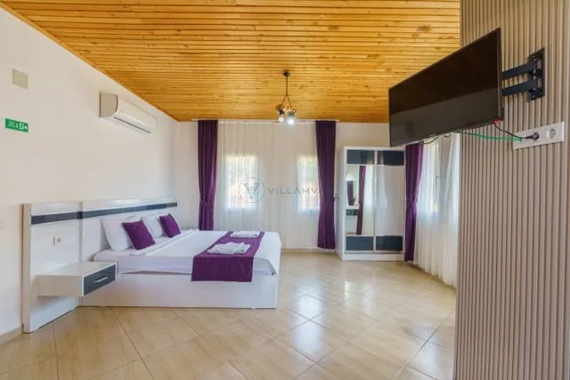 Villa Favori 1