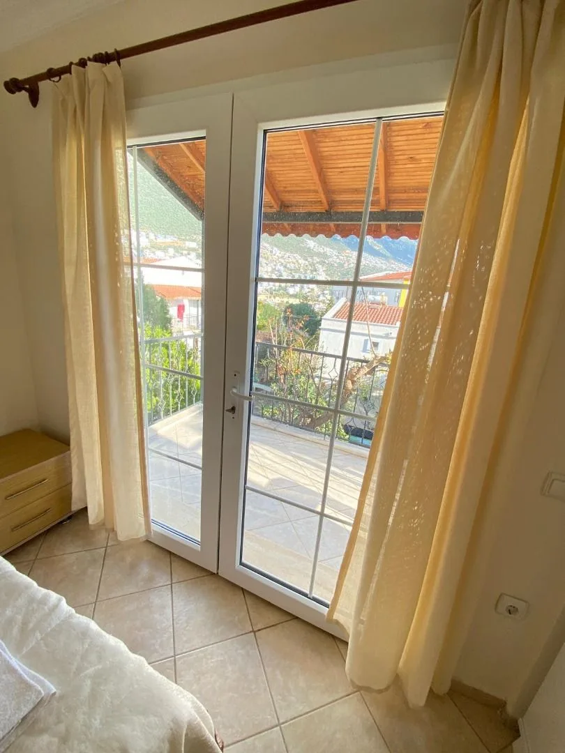 Villa Leton Kleo 1