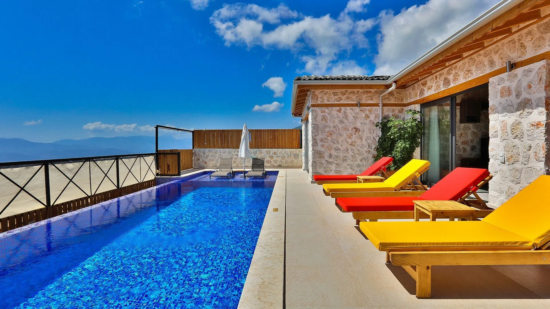 Villa Kum Tanesi