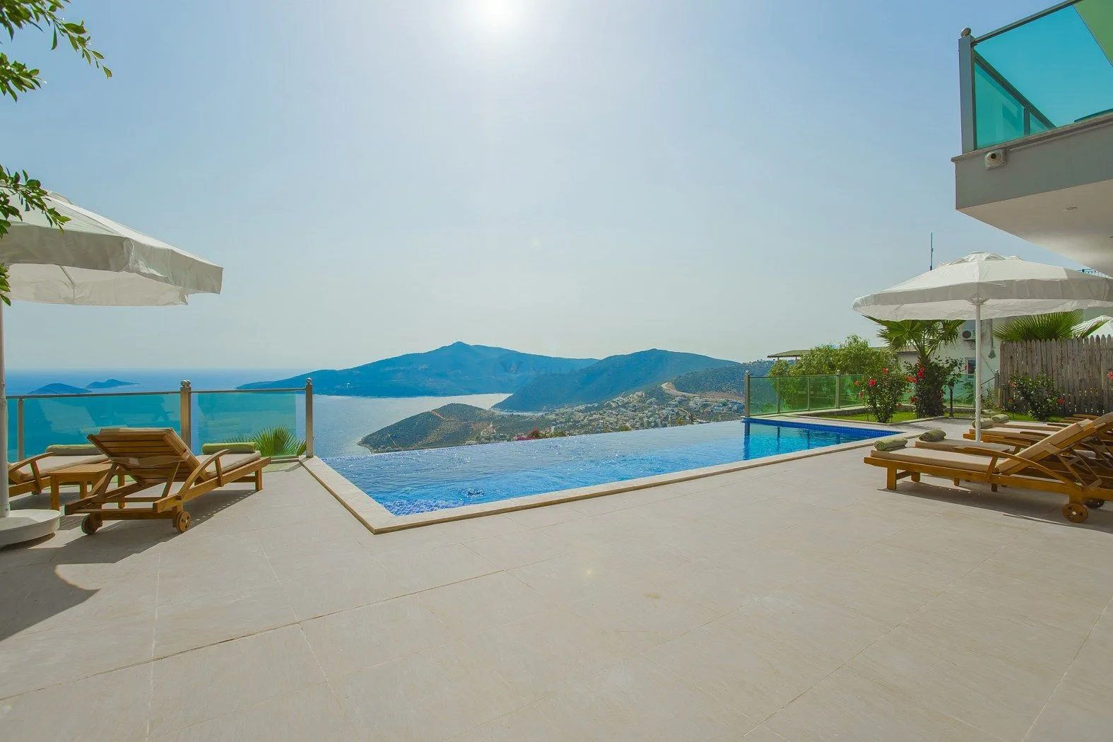 Villa Sunrise