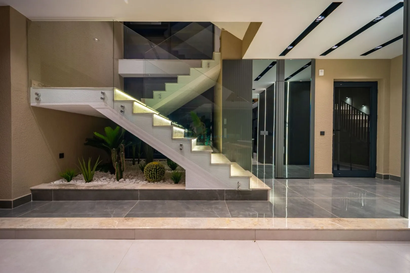 Villa Aura F