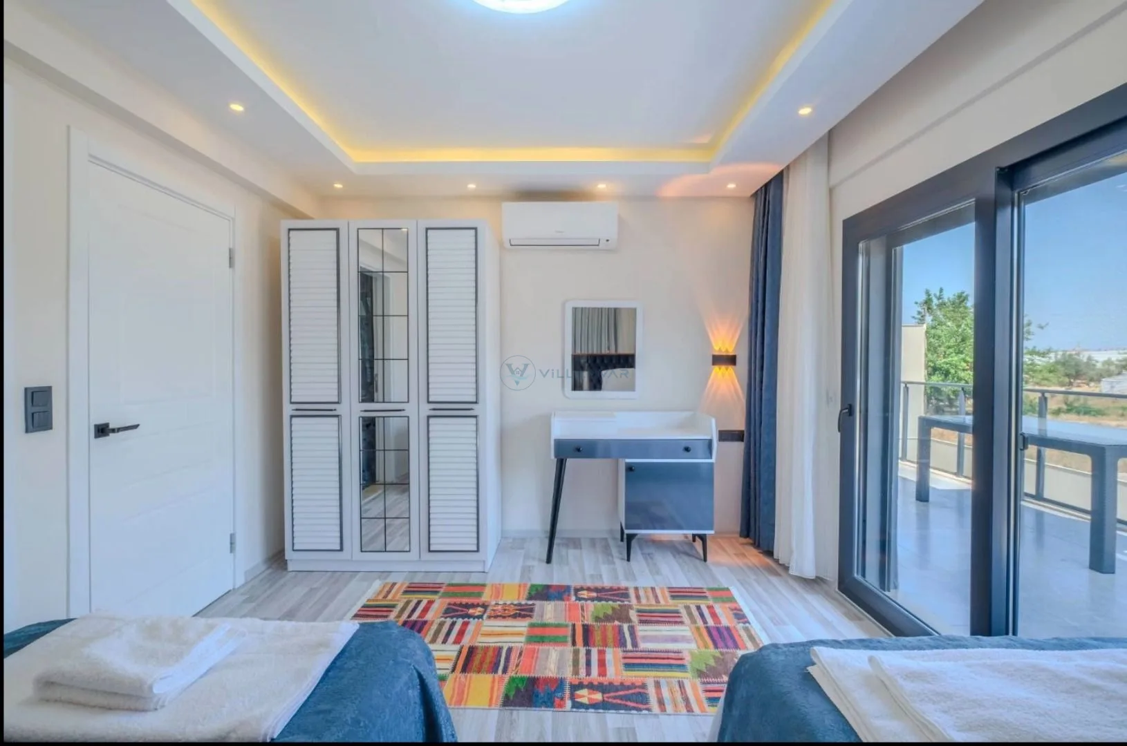 Villa Adenna