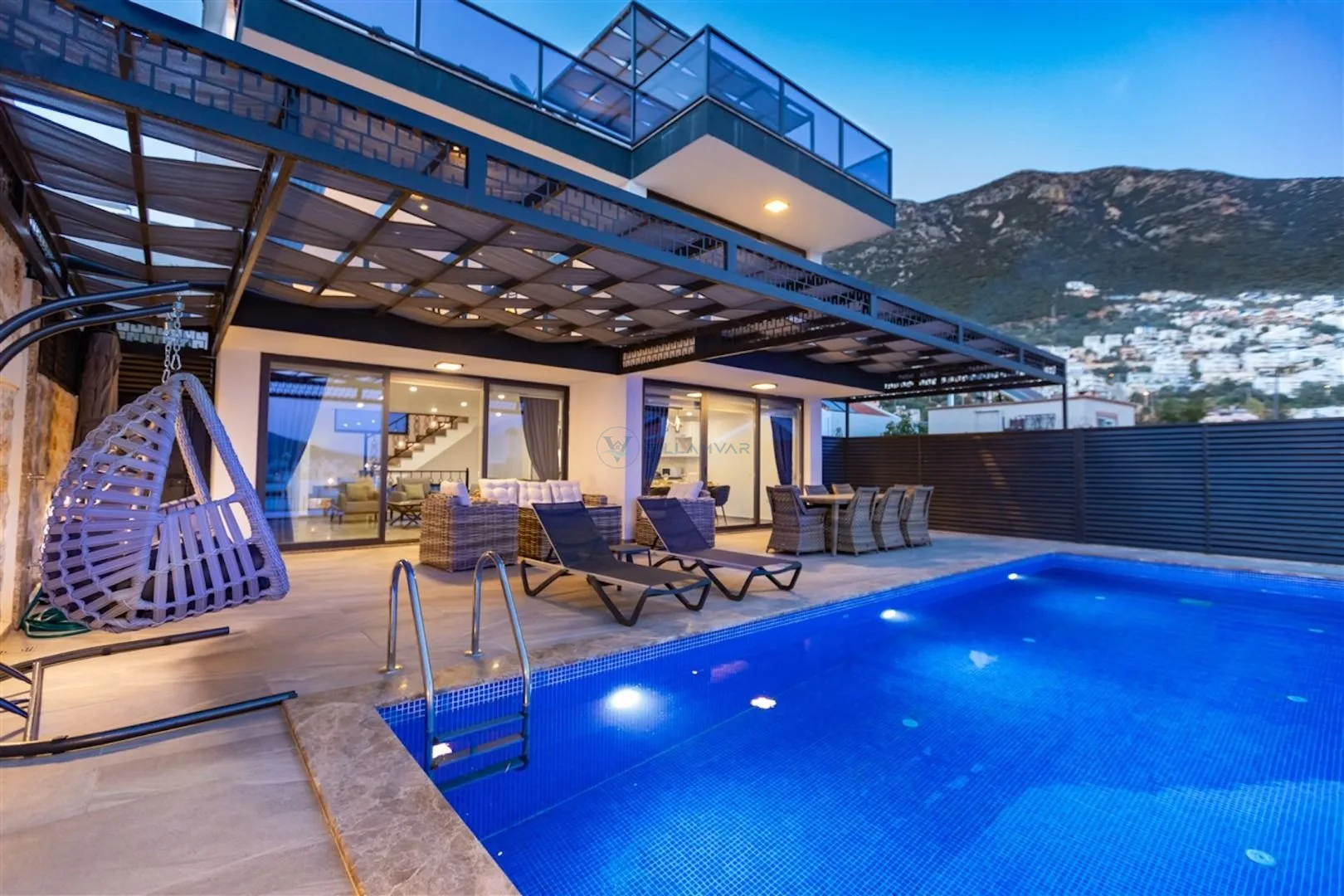 Villa Roa Hills 1