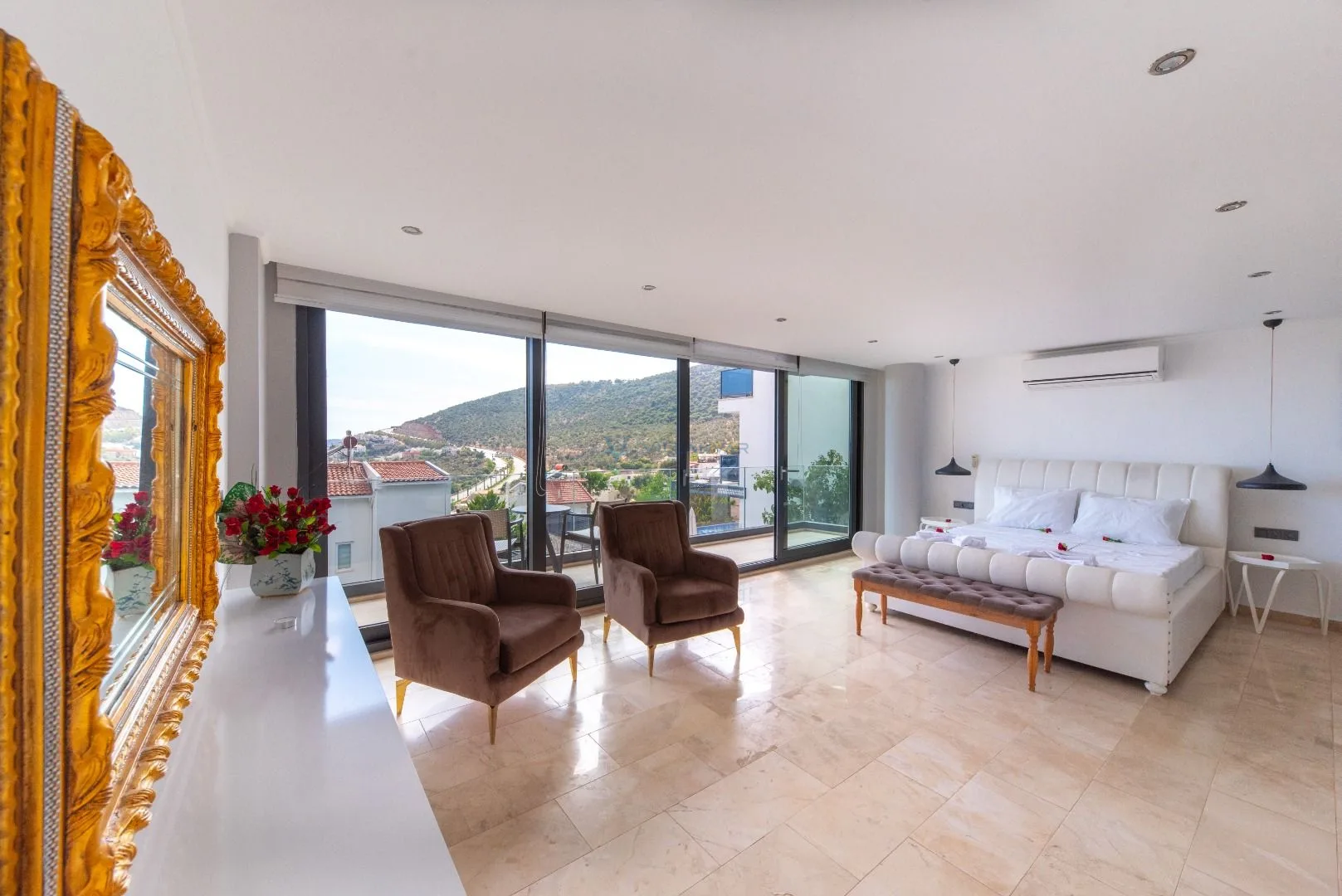 Villa City