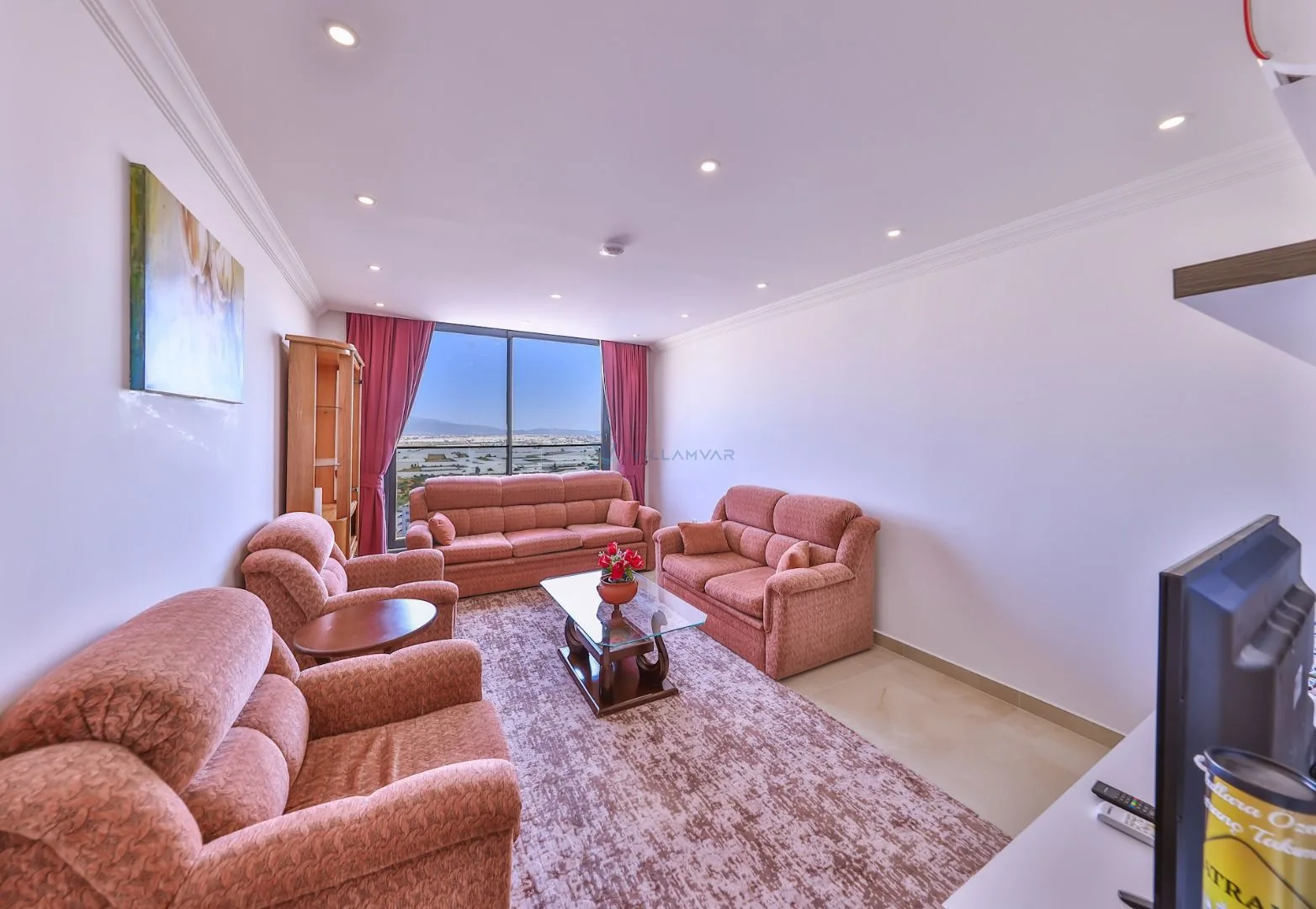 Villa Lalezar