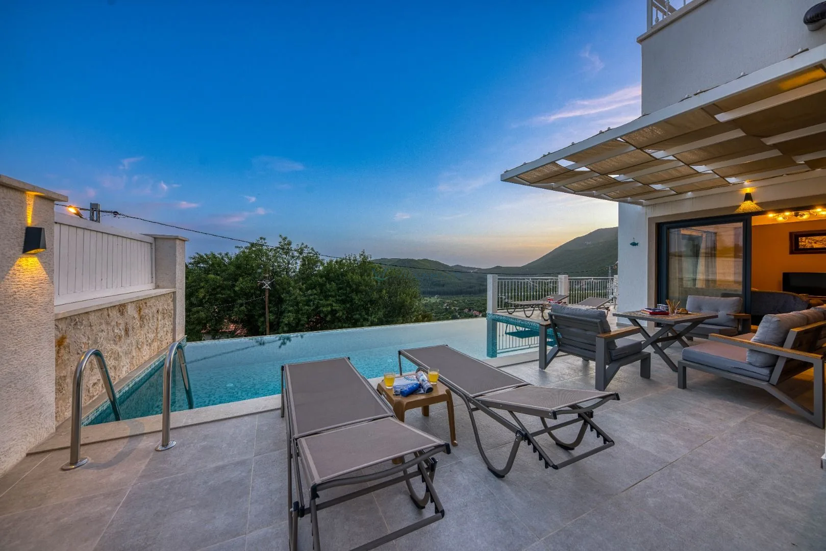 Villa Orientes