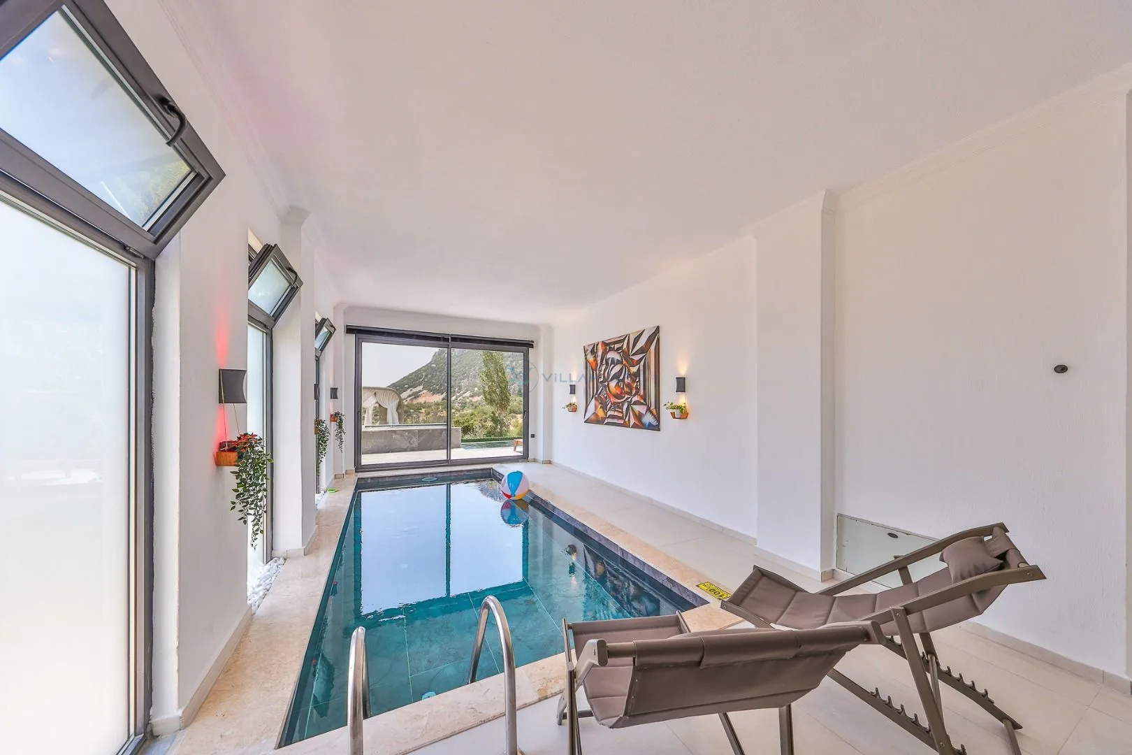 Villa Free