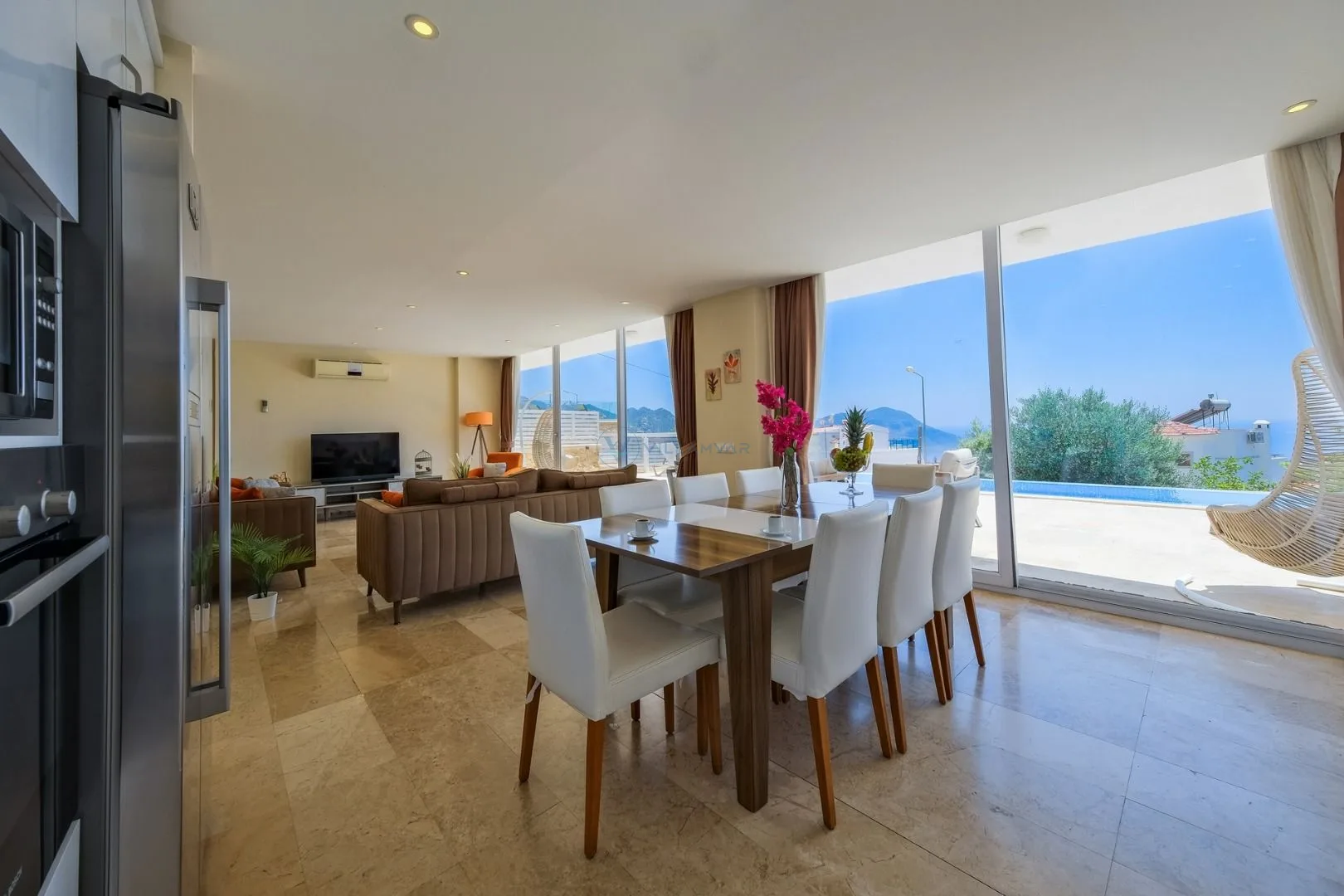 Villa Lumi 2