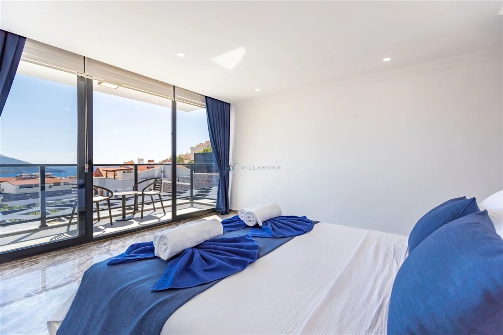 Villa Roa Hills 1